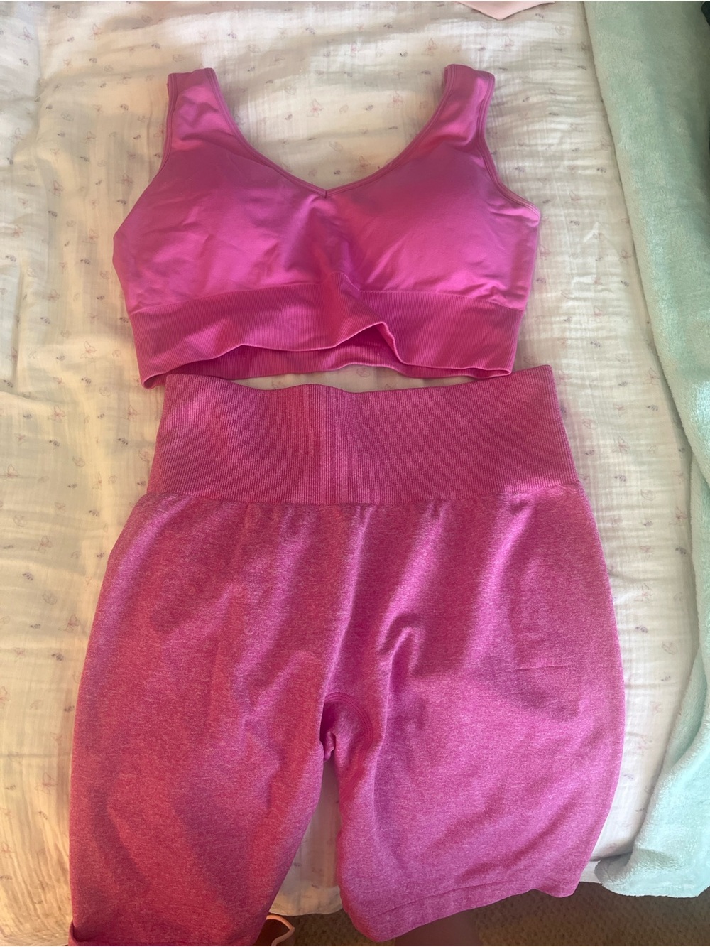Hot Pink NVGTN workout set